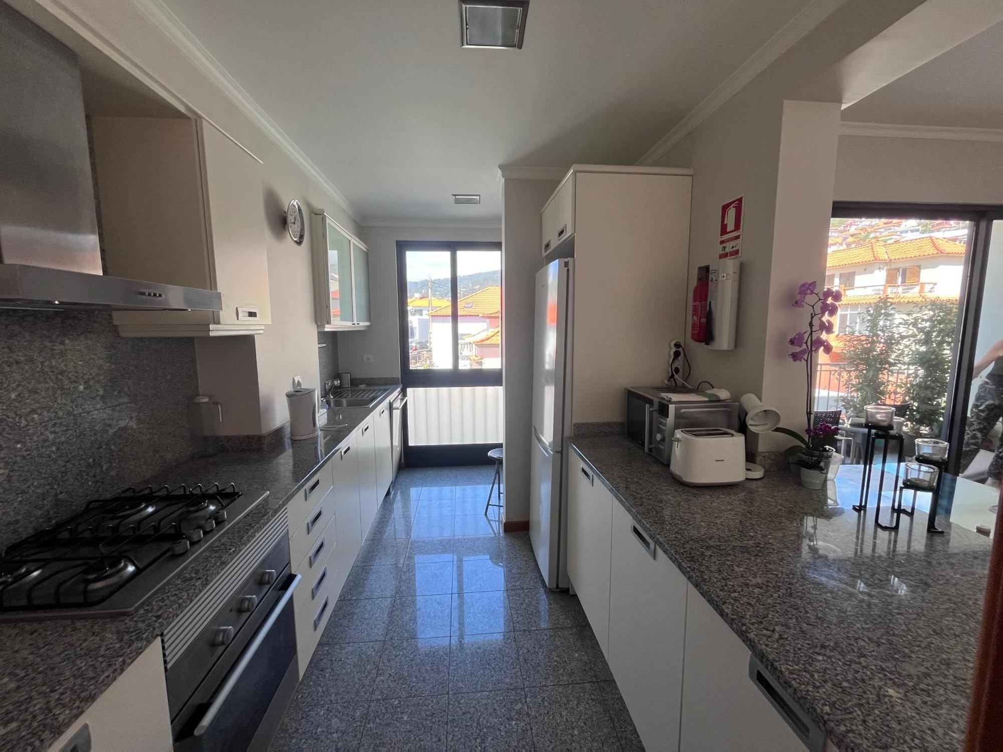Apartment Machico Near The Beach Eksteriør billede